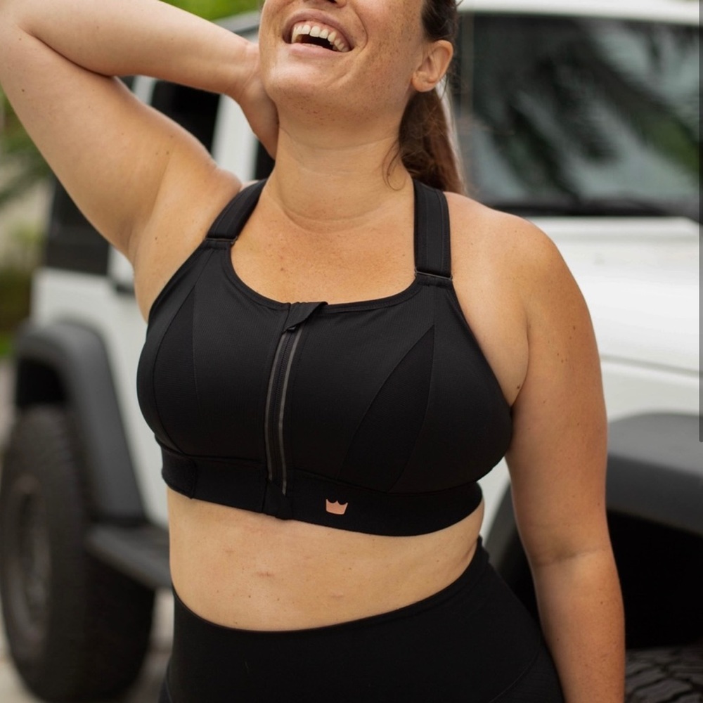SHEFIT adjustable sports bra